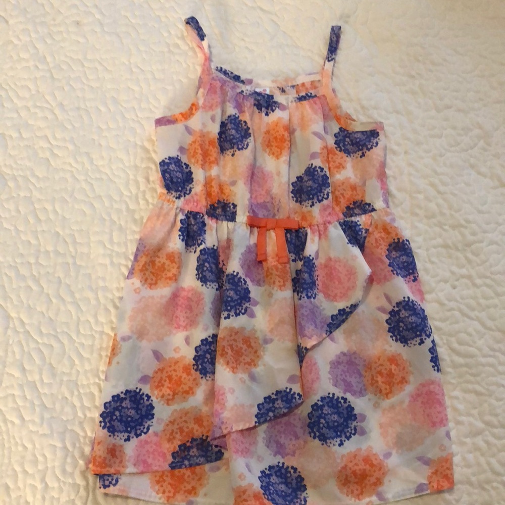 Sleeveless girls dress